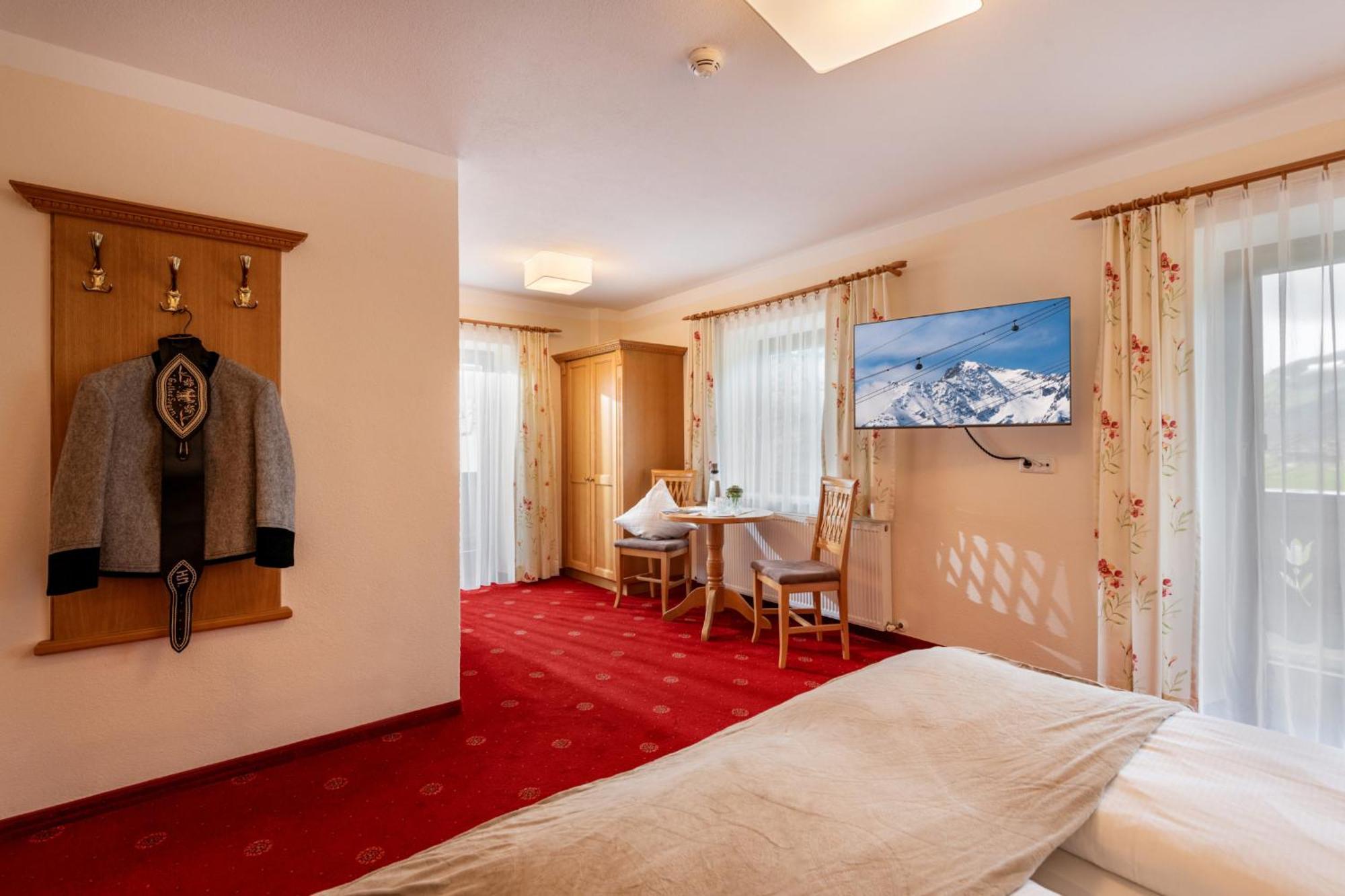 Hotel Garni Birkenhof مايرهوفن المظهر الخارجي الصورة