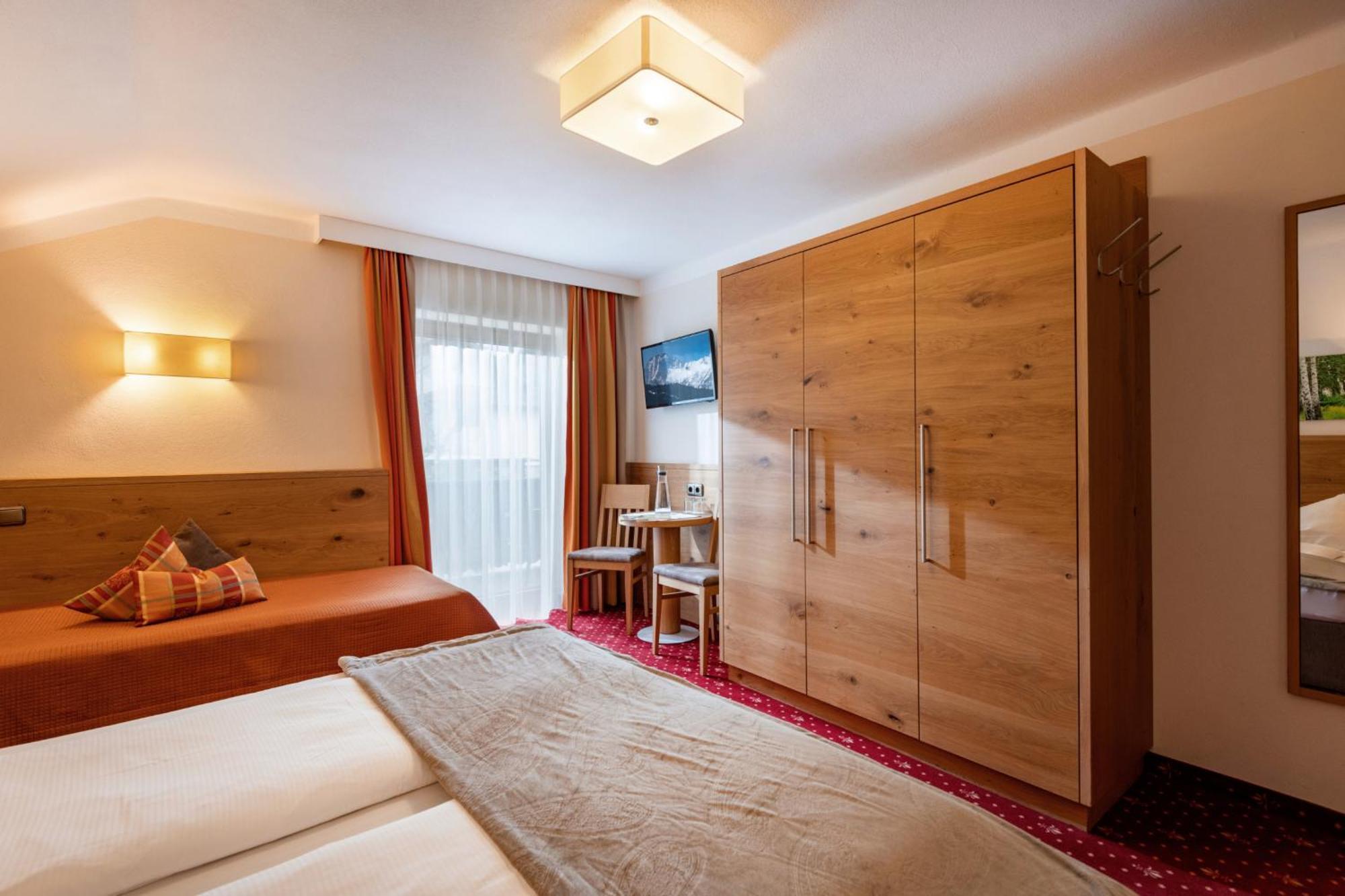 Hotel Garni Birkenhof مايرهوفن المظهر الخارجي الصورة