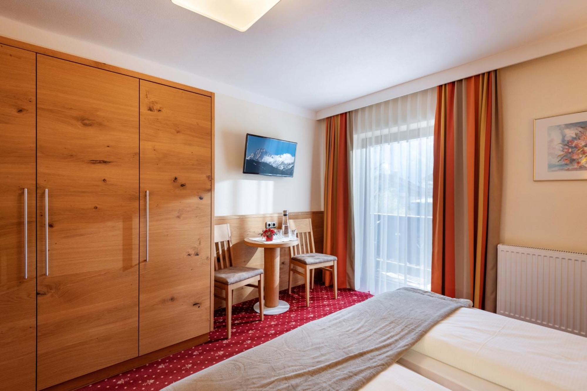 Hotel Garni Birkenhof مايرهوفن المظهر الخارجي الصورة